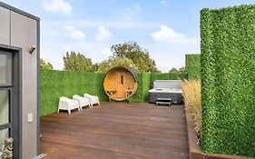 Schitterende loft met jacuzzi en sauna in Mechelen